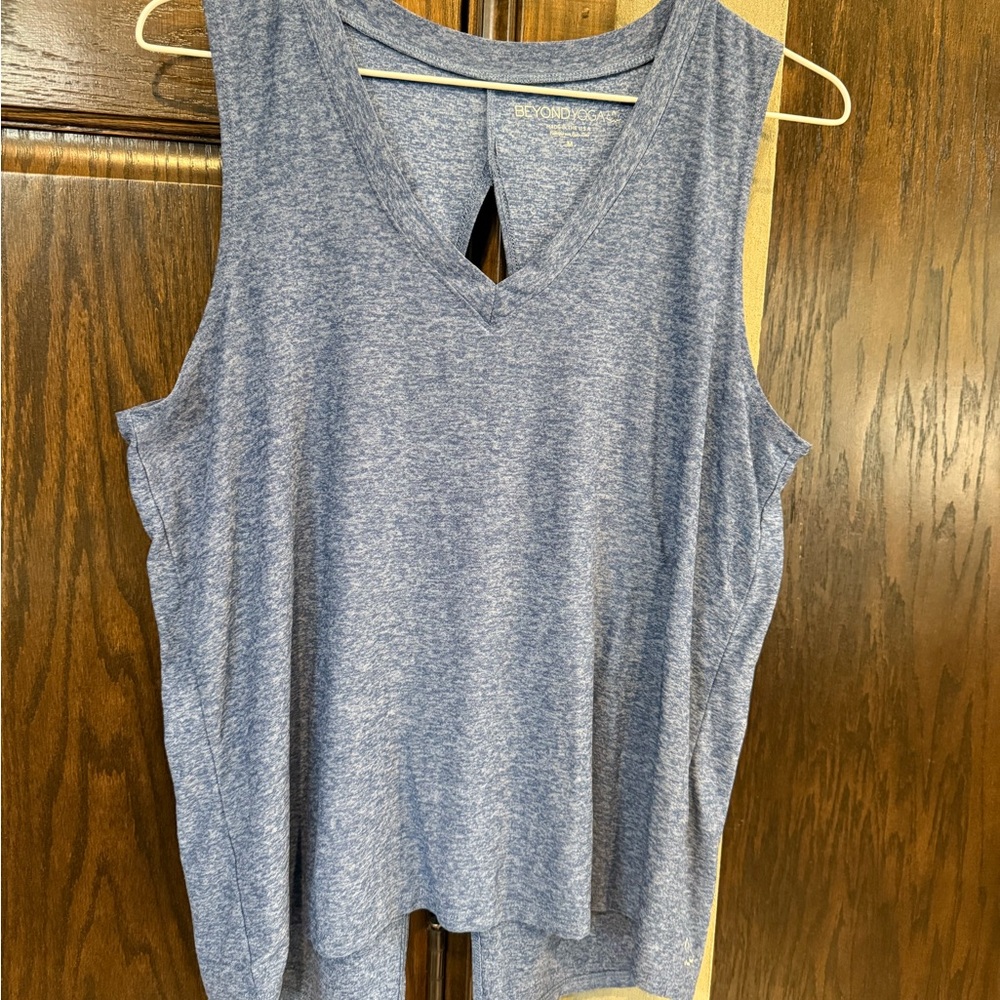 Beyond Yoga Heathered Blue Muscle Tee